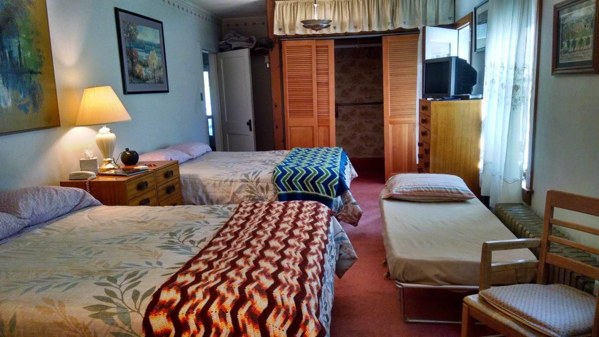 Fish & Loaves Bed And Breakfast Numidia Luaran gambar